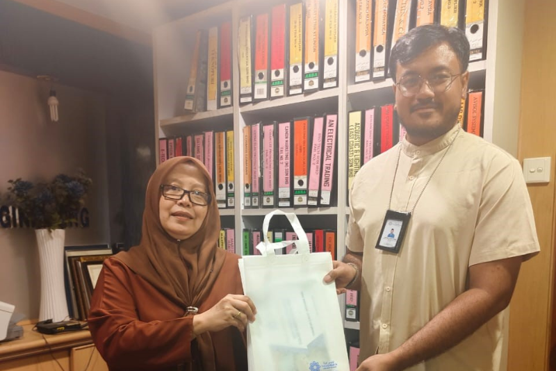 Penerangan Zakat Harta kepada wakil 2Y Communications Engineering